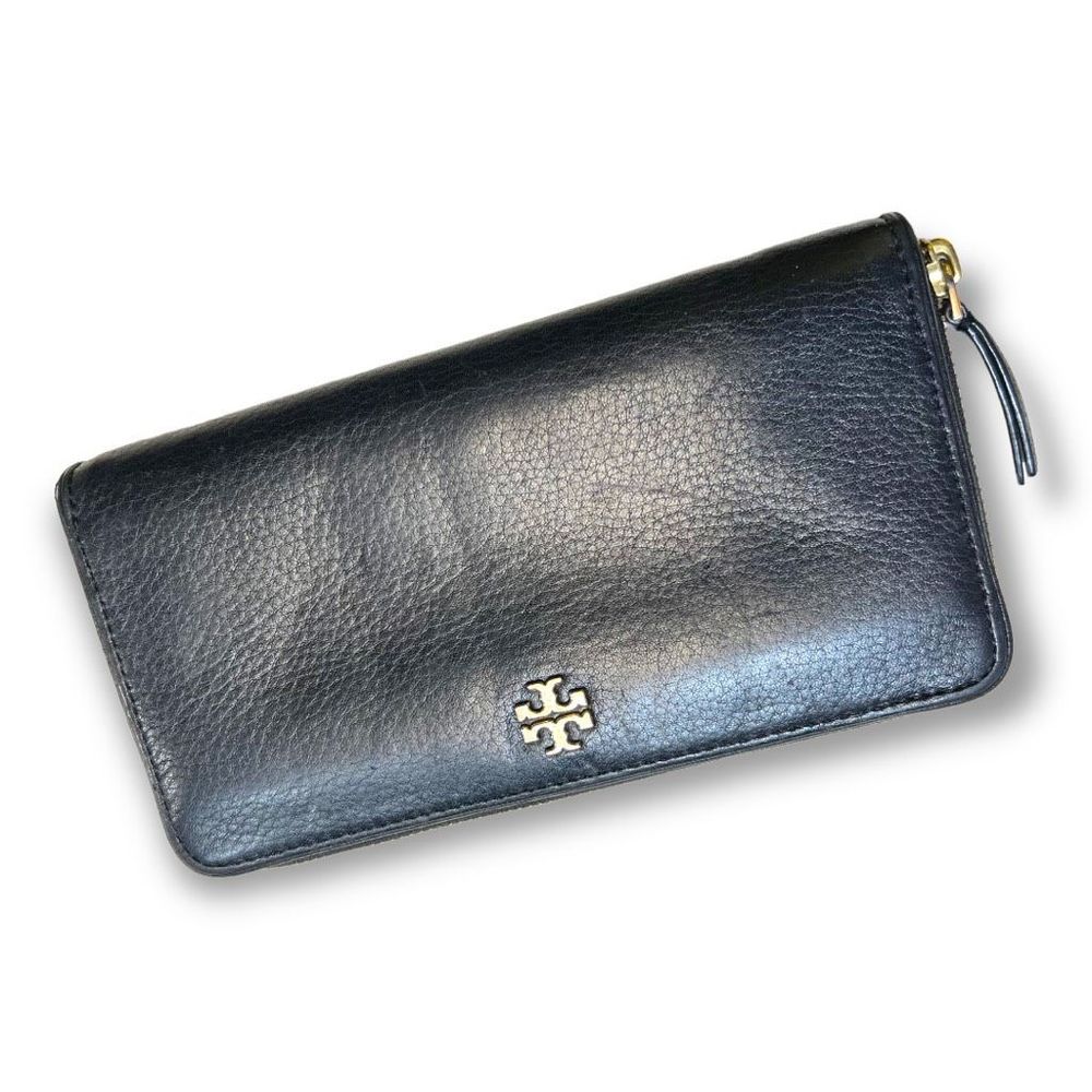 Tory Burch Zip Around Black Wallet